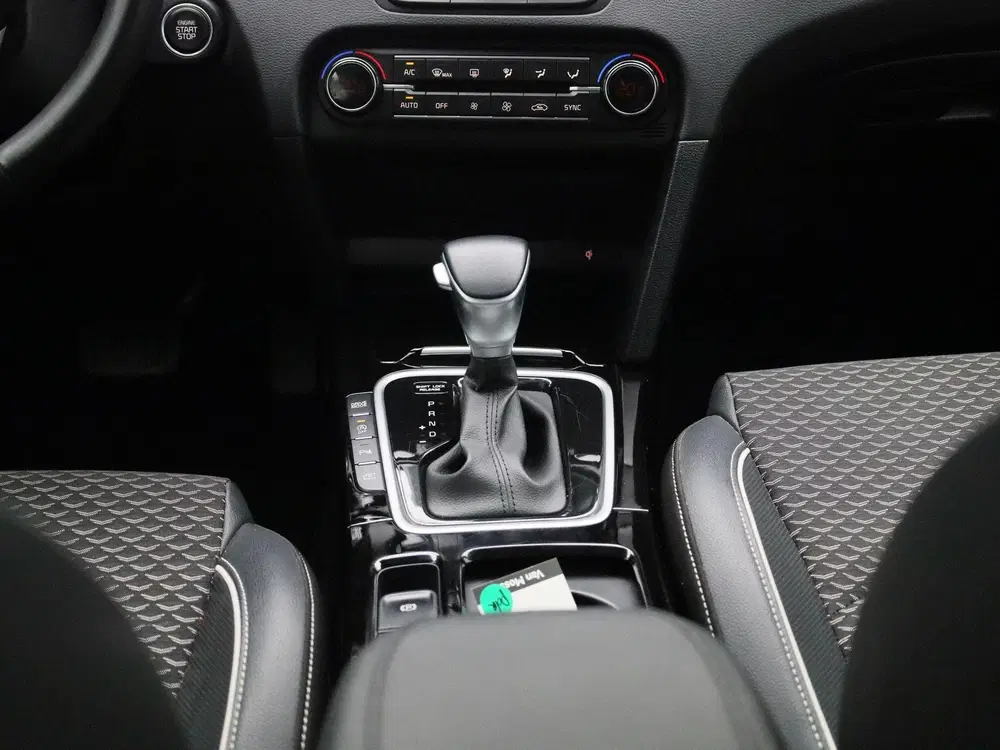 Kia Ceed Pulse 1.0 T-GDi 120 MHEV DCT ISG uit 2024, foto 9