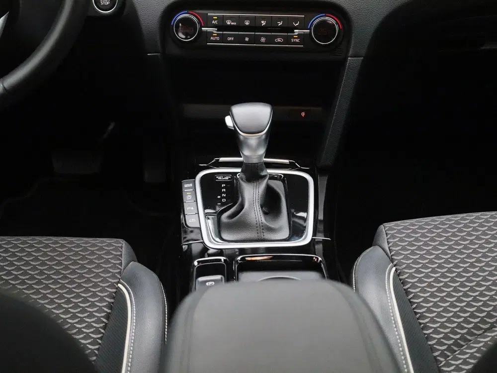 Kia Ceed Pulse 1.0 T-GDi 120 MHEV DCT ISG uit 2024, foto 9