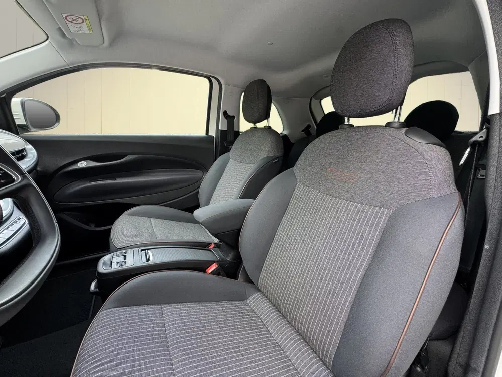 Fiat 500e ICON+ 42KWH Soh 93% MAGIC-EYE uit 2021, foto 11