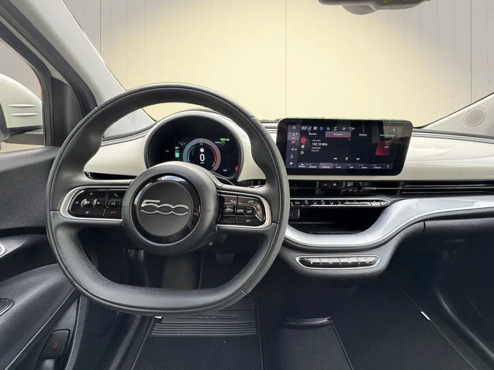 Fiat 500e ICON+ 42KWH Soh 93% MAGIC-EYE uit 2021, foto 14