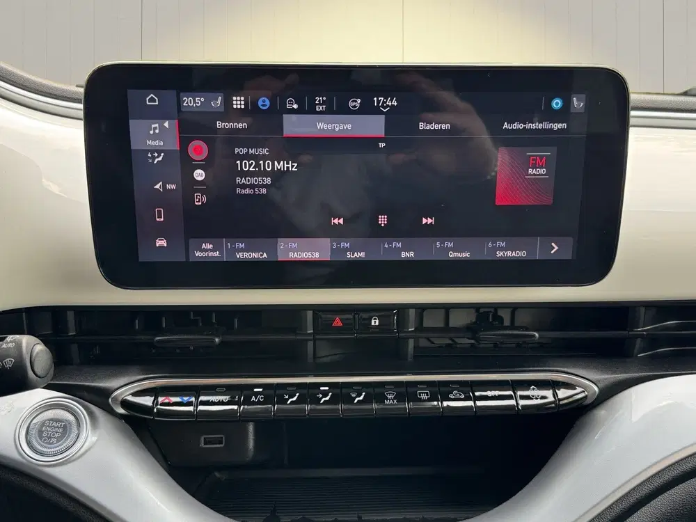 Fiat 500e ICON+ 42KWH Soh 93% MAGIC-EYE uit 2021, foto 15