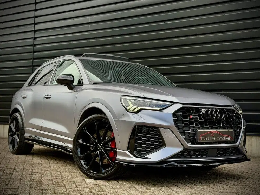 Audi RS Q3 TFSI PANO uit 2020, foto 2