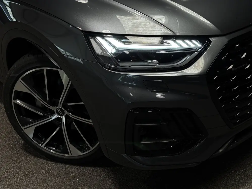 Audi Q5 50 TFSI e 3x S-Line Luchtvering uit 2022, foto 4