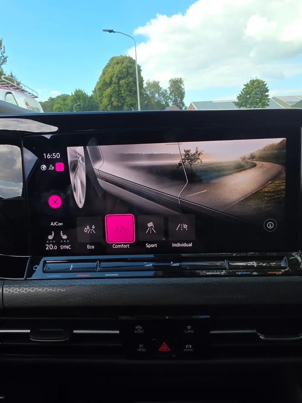Volkswagen Golf 8 Gti 2.0 TSI 7-DSG 2020 apk 2028 uit 2020, foto 19