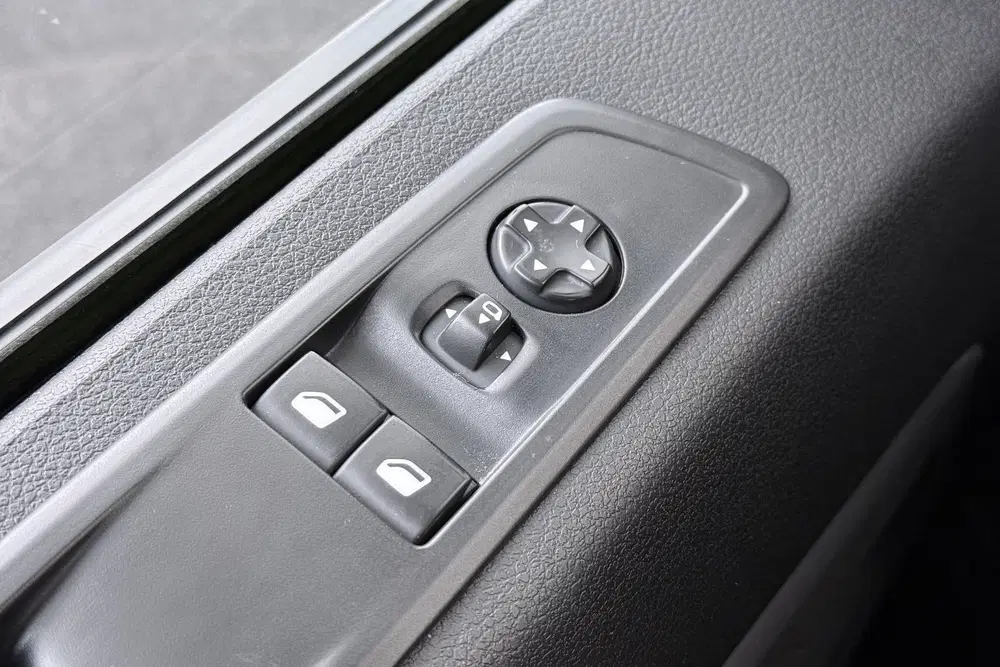 Opel Vivaro 2.0 145 PK L3 DC 6-Pers Trekhaak Betimmeri uit 2023, foto 16