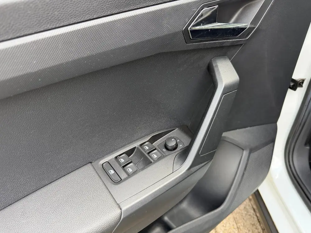 SEAT Arona 1.0 TSI Style Business Intense - Carplay - Inr M uit 2019, foto 15