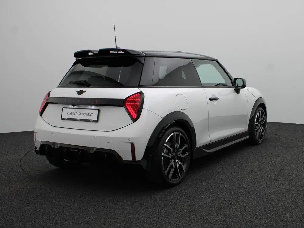 Mini Cooper S Cooper S Pakket XL + Glazen panoramadak + uit 2024, foto 2