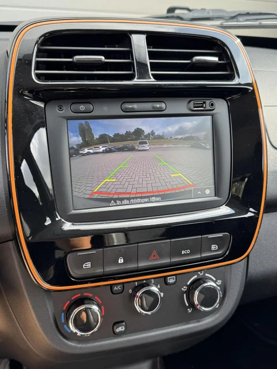 Dacia Spring Comfort Plus (Orange Pack) SOH 93% 27 kWh uit 2022, foto 15