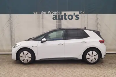 Volkswagen ID.3 Pro Edition 58 kWh -SOH93%-ECC-NAVI-CAM-PDC uit 2022