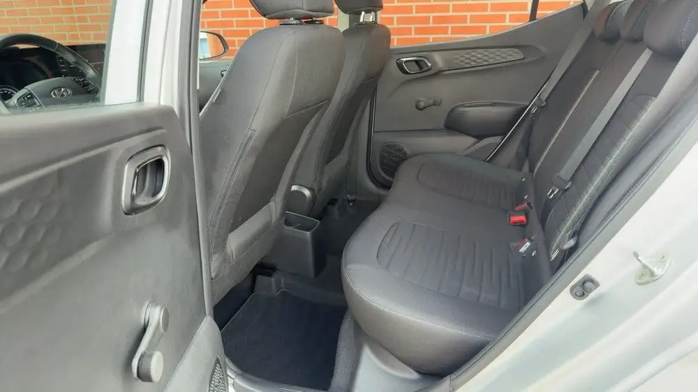 Hyundai i10 1.0 Comfort Smart Automaat 5 pers. Navigat uit 2023, foto 5