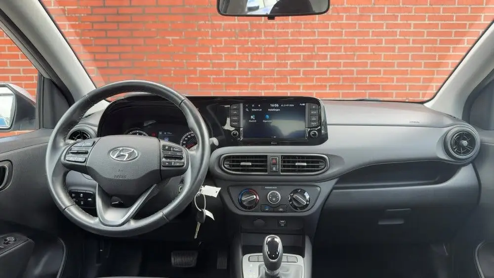 Hyundai i10 1.0 Comfort Smart Automaat 5 pers. Navigat uit 2023, foto 7