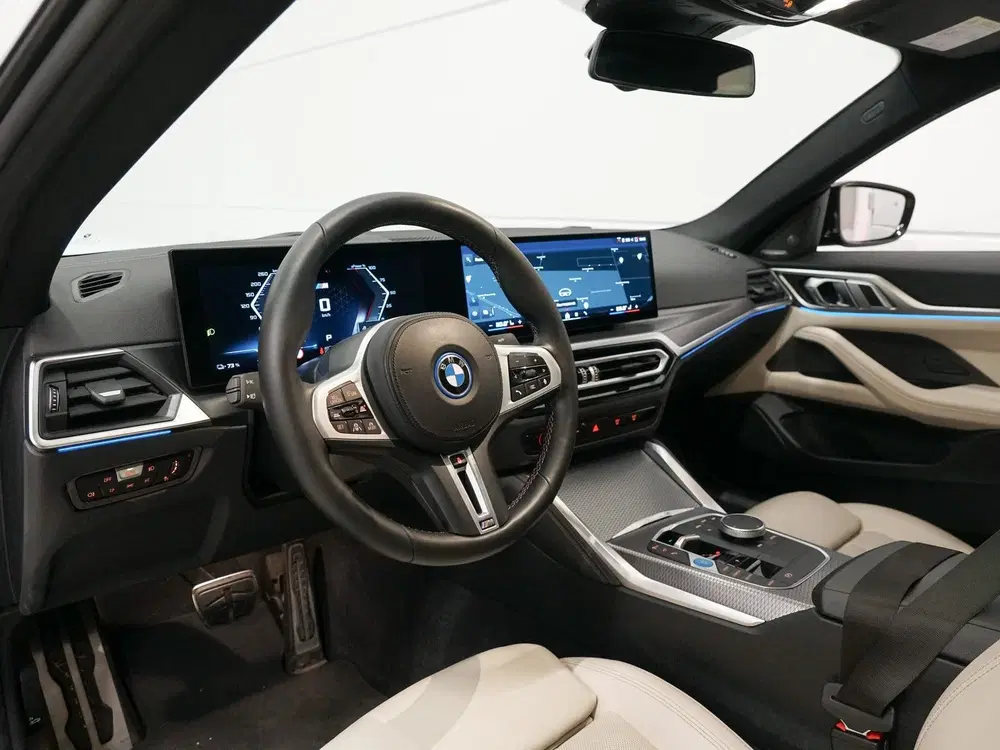 BMW i4 M50 Schuifdak uit 2023, foto 2