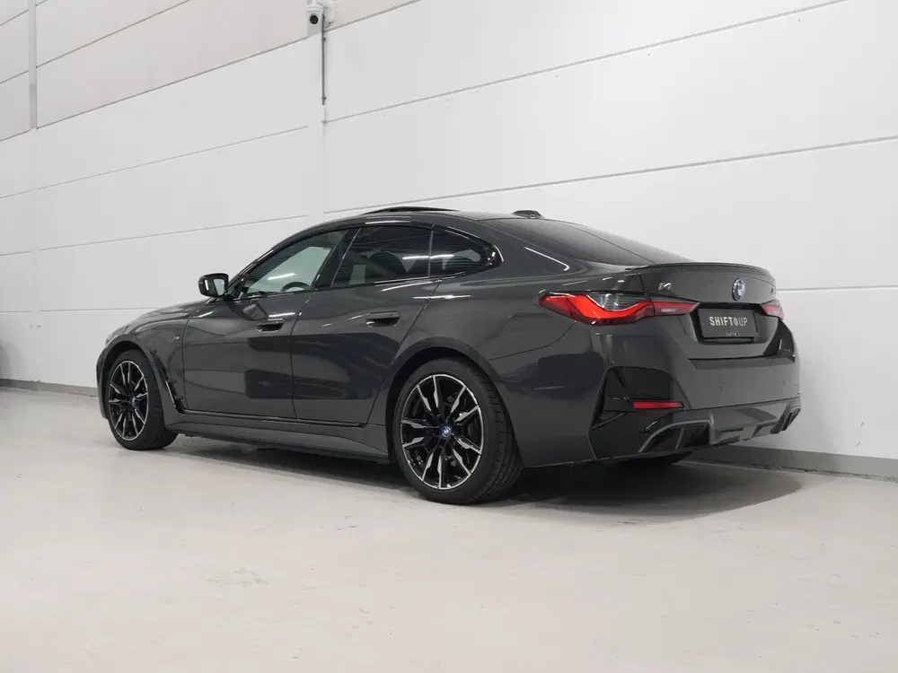 BMW i4 M50 Schuifdak uit 2023, foto 7