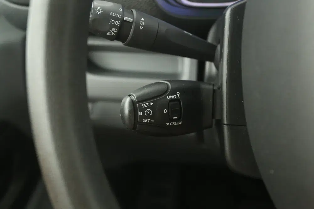 Peugeot Expert Opel Vivaro-e L2H1 75 kWh uit 2021, foto 16