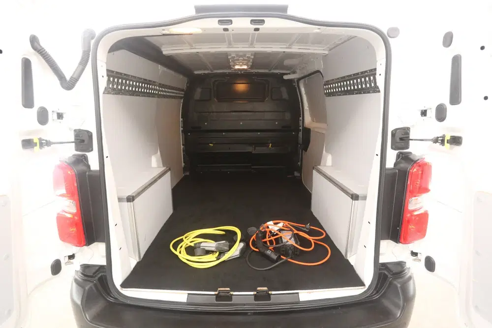 Fiat Scudo Opel Vivaro-e L2H1 75 kWh uit 2021, foto 3