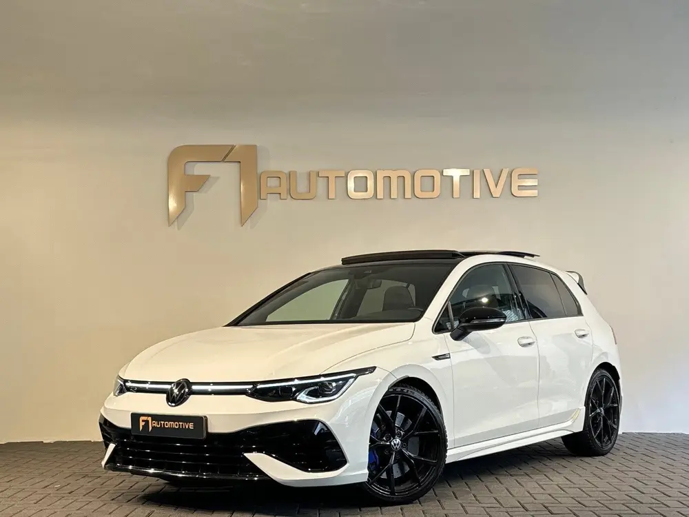 Volkswagen Golf 2.0 TSI R 4Motion Pano|Camera|Stoelverwarmin uit 2023