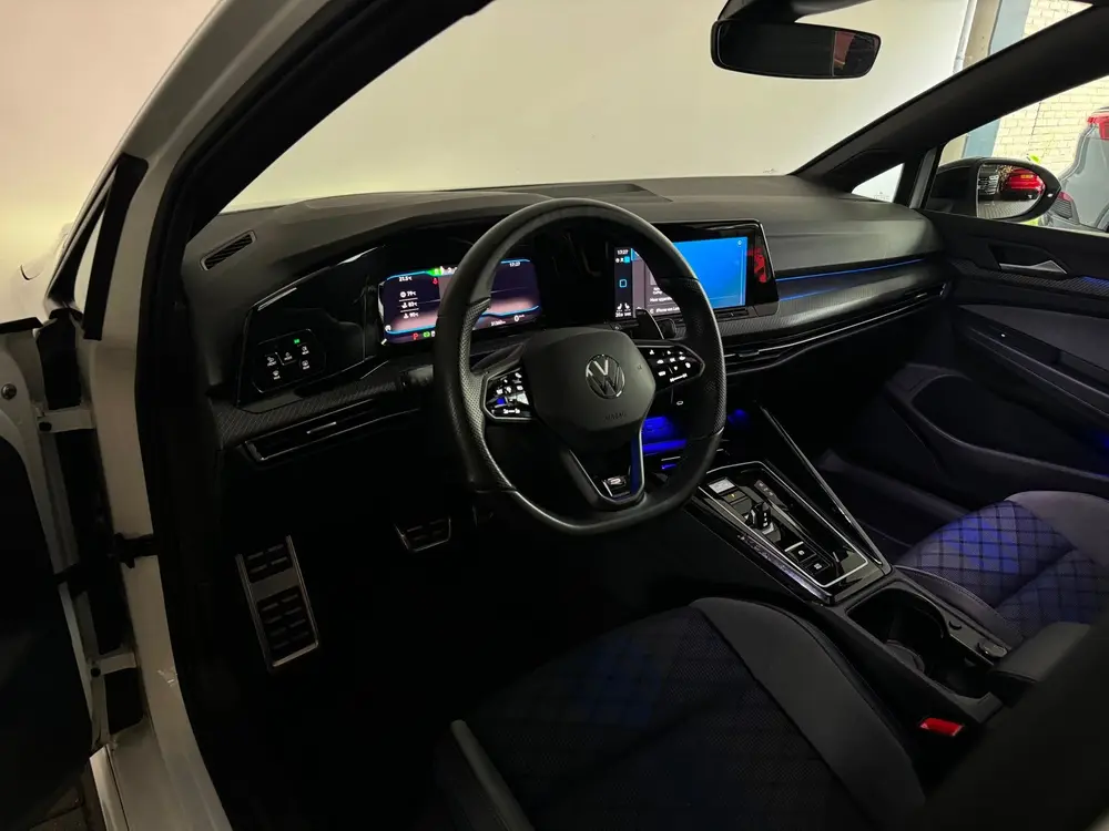 Volkswagen Golf 2.0 TSI R 4Motion Pano|Camera|Stoelverwarmin uit 2023, foto 2