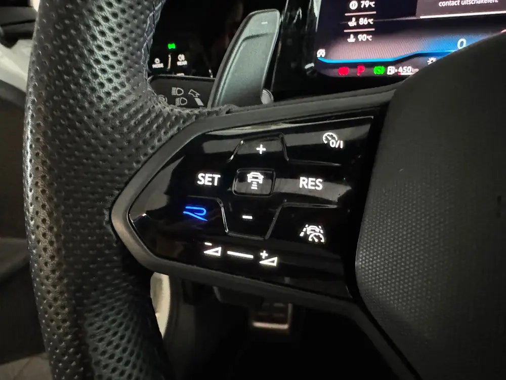 Volkswagen Golf 2.0 TSI R 4Motion Pano|Camera|Stoelverwarmin uit 2023, foto 20