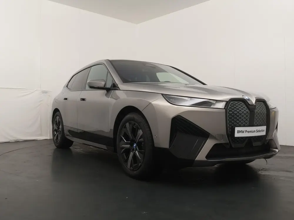 BMW iX xDrive40 uit 2026, foto 7