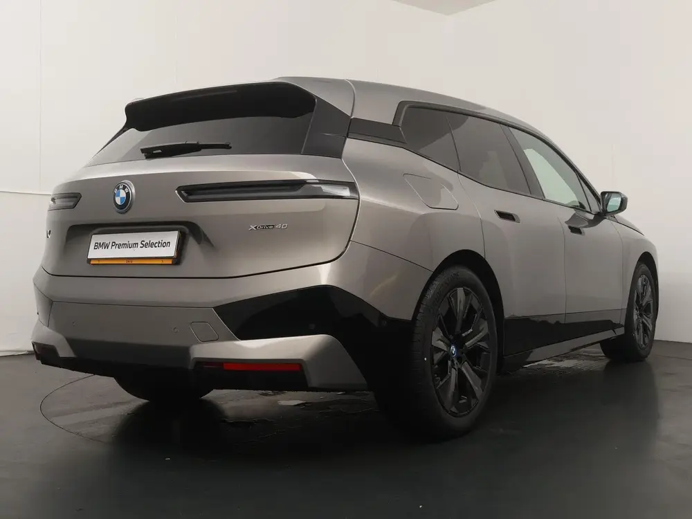 BMW iX xDrive40 uit 2026, foto 9