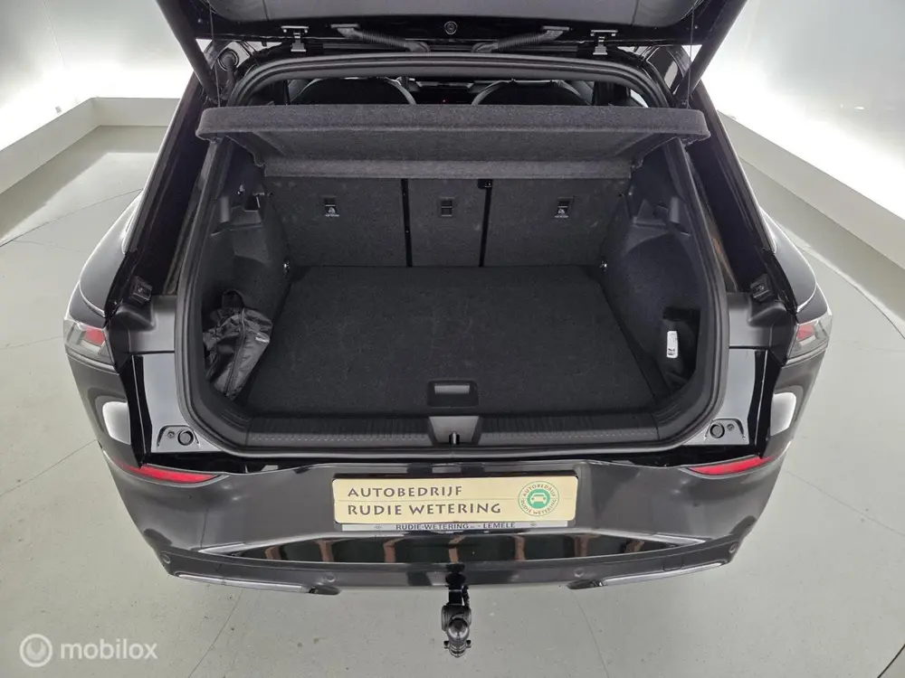 Volkswagen T-Roc 1.5 eTsi 150PK R-Line First Edition trekhaa uit 2026, foto 14