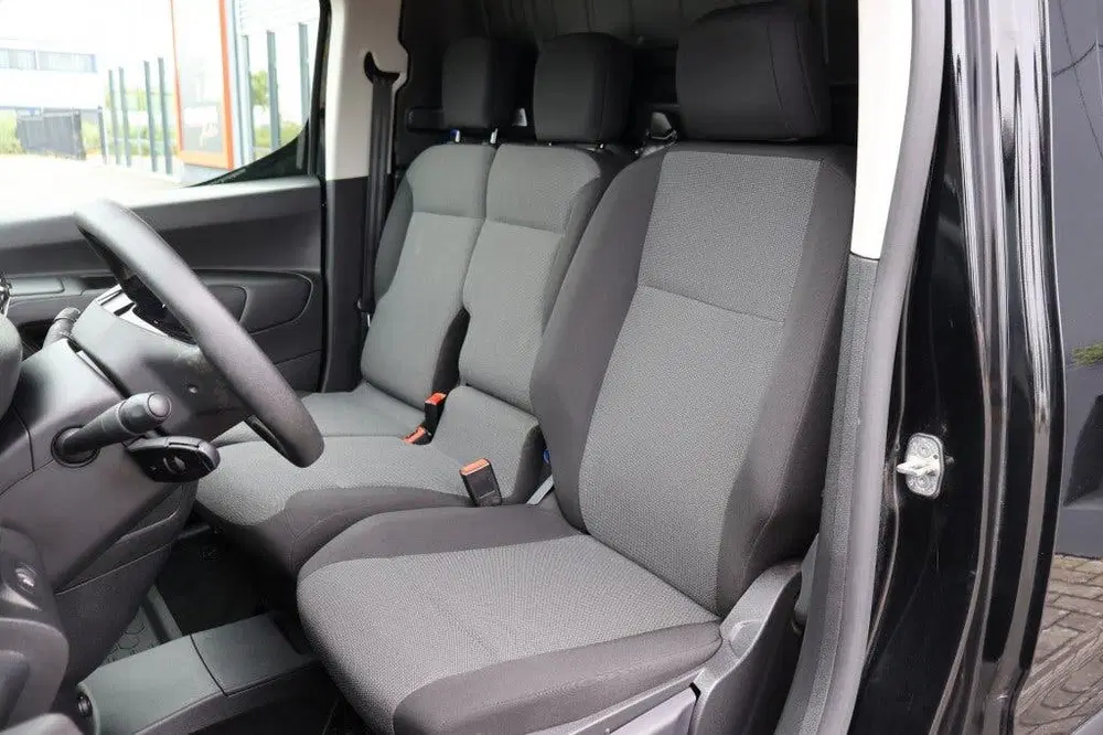 Peugeot Partner 1.5 BlueHDi 100 uit 2023, foto 3