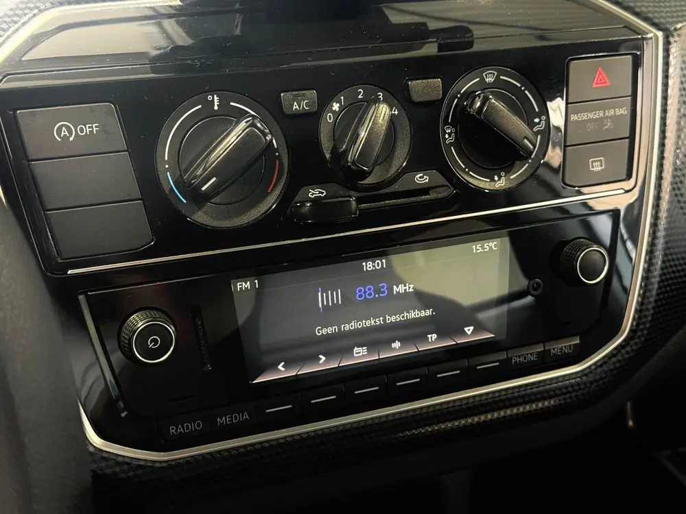 Volkswagen Up! 1.0 BMT move up! LED Allseason Airco uit 2019, foto 12