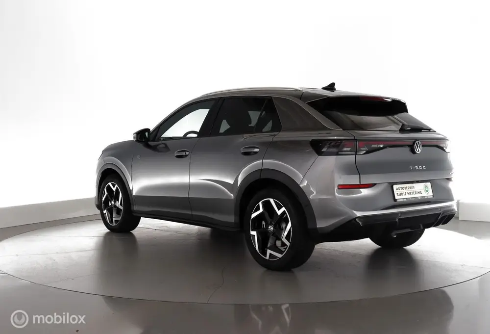 Volkswagen T-Roc 1.5 eTsi 150PK R-Line First Edition trekhaa uit 2026, foto 4