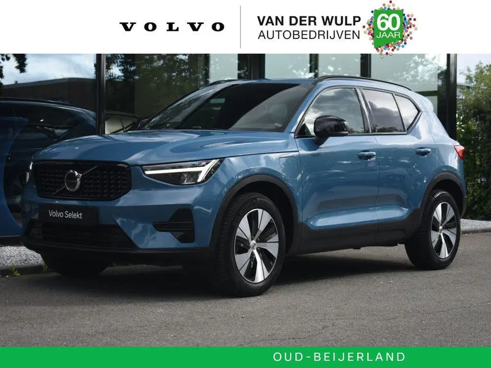 Volvo XC40 T4 211pk [Plug-in] Plus Dark uit 2022
