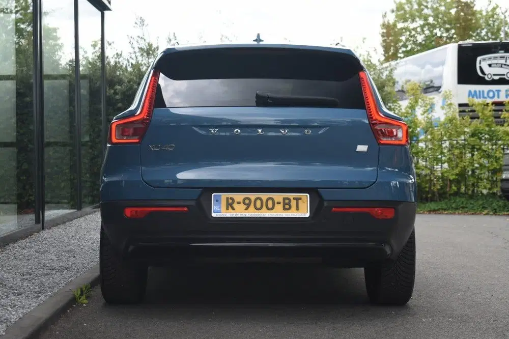 Volvo XC40 T4 211pk [Plug-in] Plus Dark uit 2022, foto 5