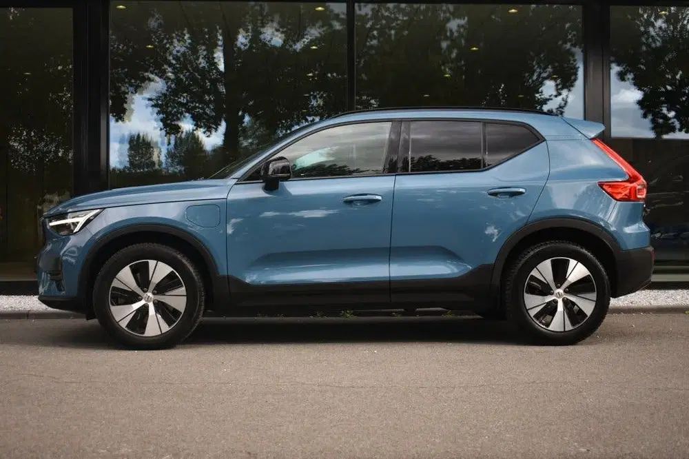 Volvo XC40 T4 211pk [Plug-in] Plus Dark uit 2022, foto 9