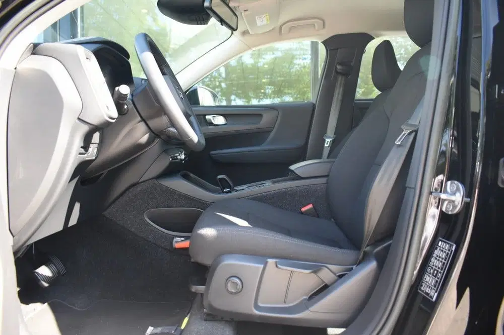 Volvo XC40 T2 129pk Aut. Essential uit 2022, foto 11