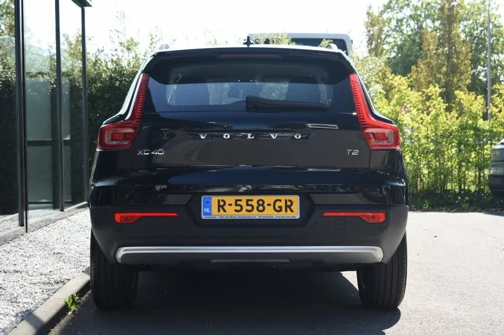 Volvo XC40 T2 129pk Aut. Essential uit 2022, foto 7