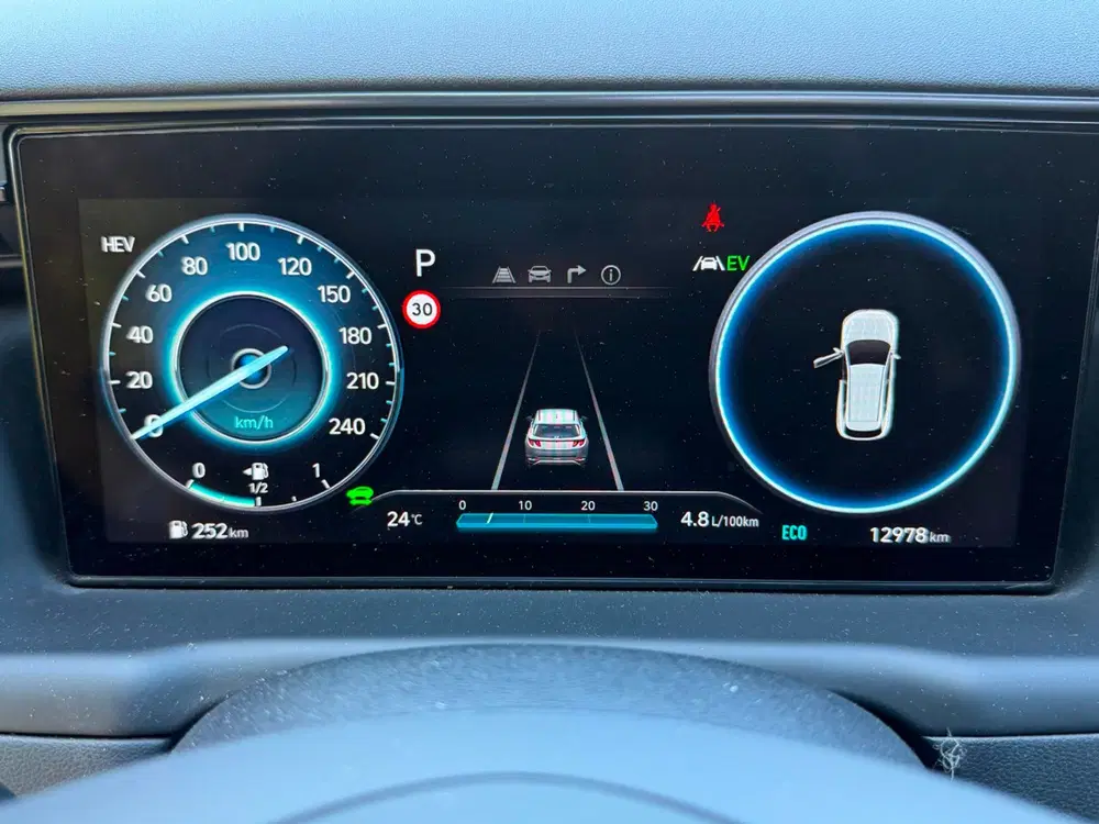 Hyundai TUCSON 1.6 T-GDI PHEV N Line Sky 4WD uit 2022, foto 17