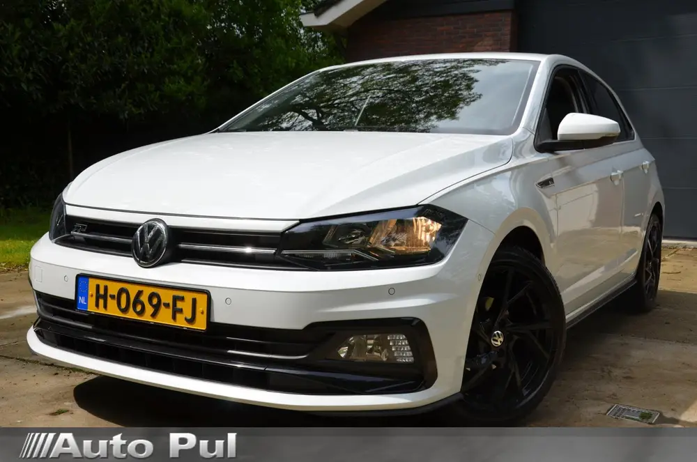Volkswagen Polo 1.0 TSI Highline Business R Line Navi/Ecc/Pd uit 2020