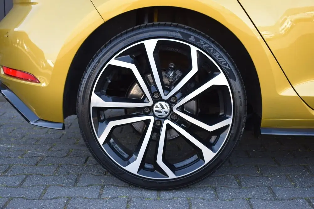 Volkswagen Golf 1.0 TSi Highline R-Line Alcantara | ECC | Ca uit 2019, foto 20