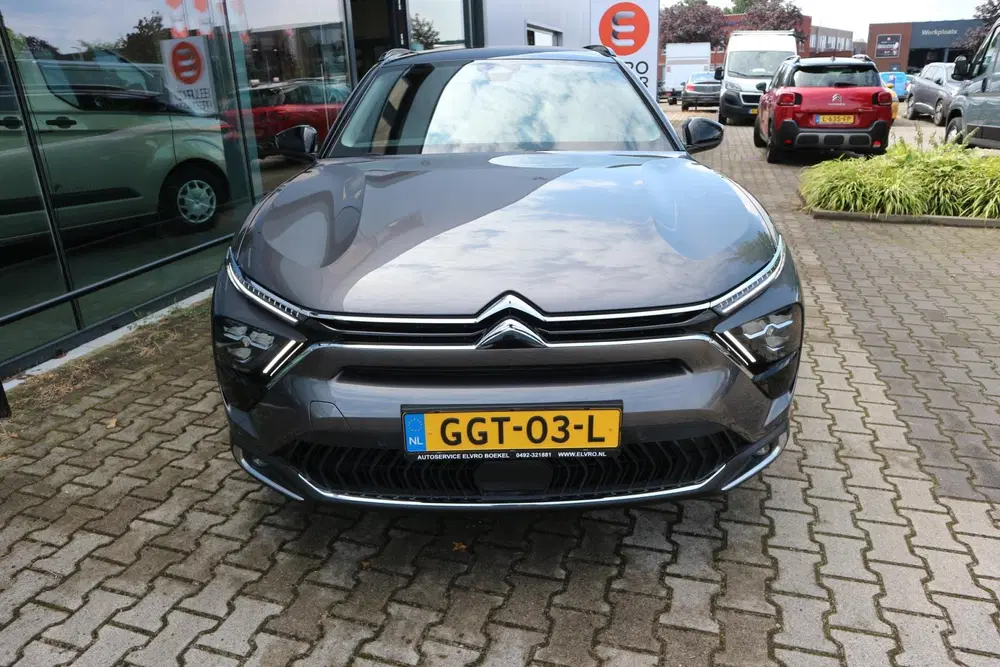 Citroën C5 X Citroen C5 X 1.2 PureTech Business Plus NA uit 2022, foto 2