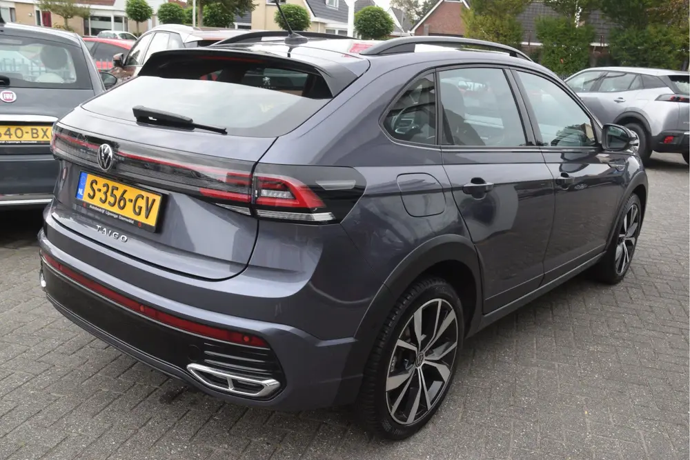 Volkswagen Taigo 1.5 TSI R-Line Business LED | DAB | Camera' uit 2022, foto 4