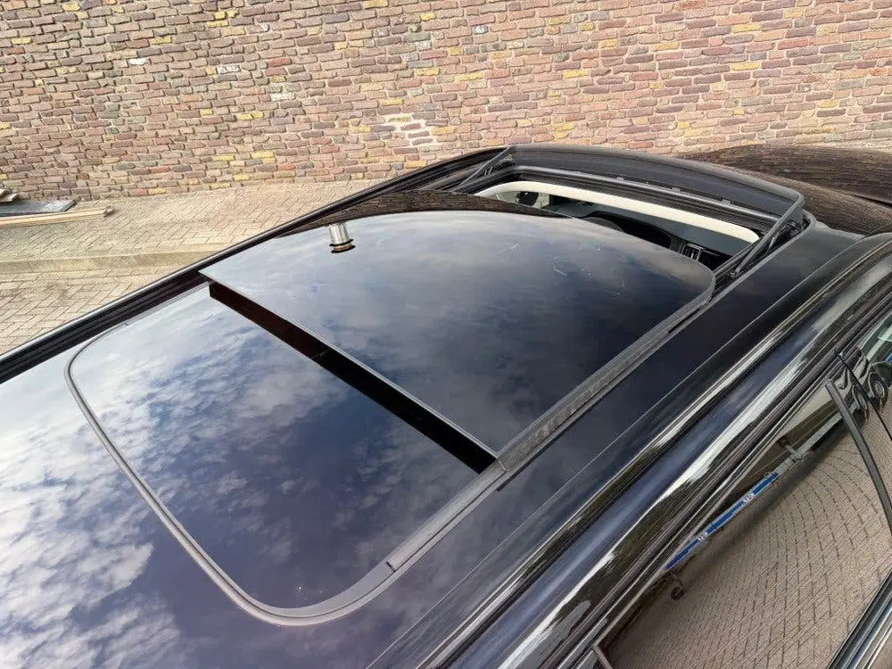 Volvo V60 2.0 T6 AWD Ultra Dark Panodak Leer H&K Hea uit 2024, foto 13