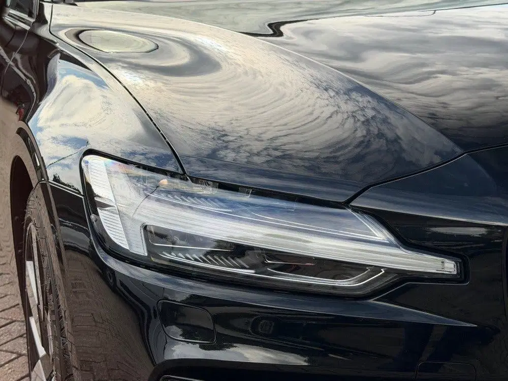Volvo V60 2.0 T6 AWD Ultra Dark Panodak Leer H&K Hea uit 2024, foto 4