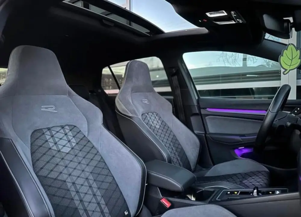 Volkswagen Golf 1.5 eTS 3x R-Line | Panoramadak | IQ light uit 2021, foto 16