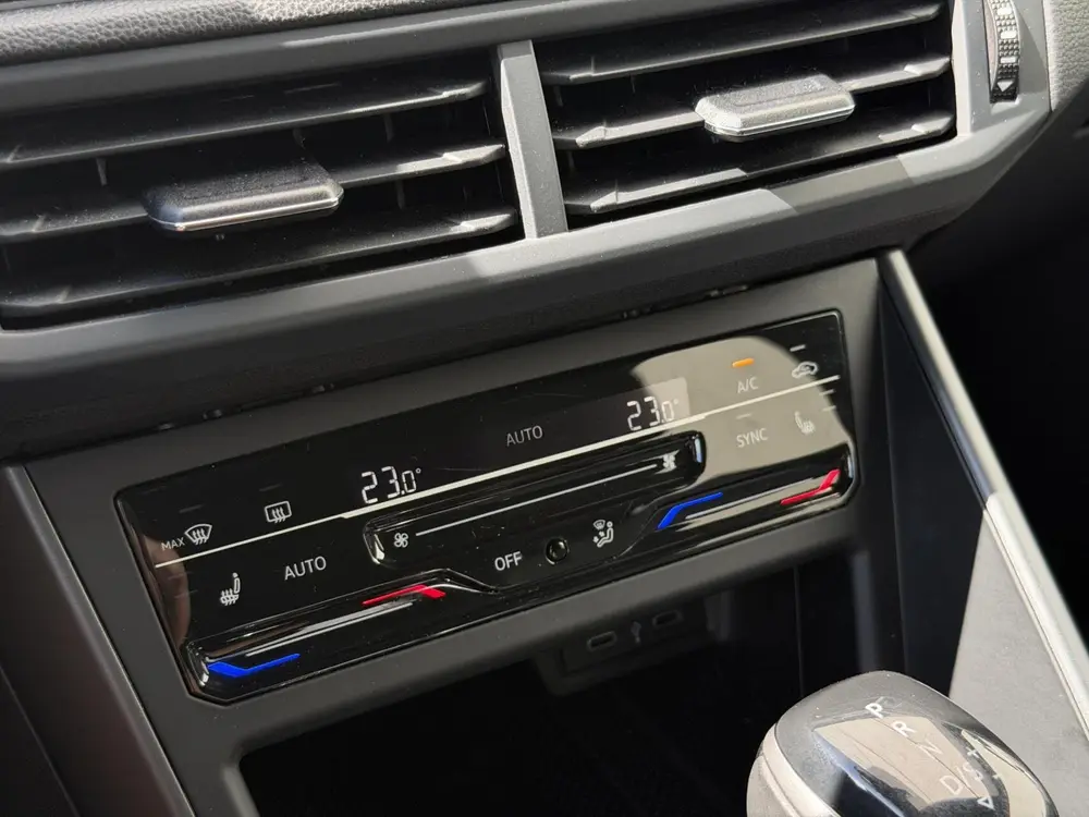 Volkswagen Taigo 1.5 TSI R-Line | stoelverw | cam | keyless uit 2023, foto 18