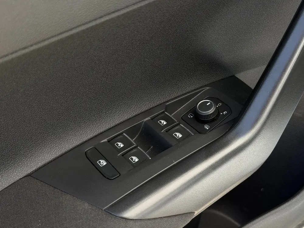 Volkswagen Taigo 1.5 TSI R-Line | stoelverw | cam | keyless uit 2023, foto 9