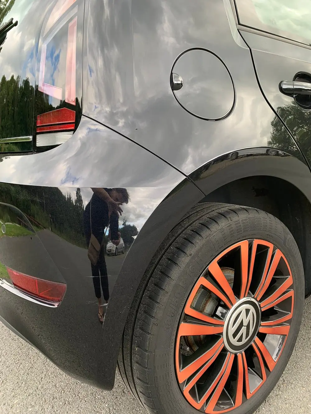 Volkswagen Up! 1.0 60PK 3D BMT 2019 Zwart uit 2019, foto 5