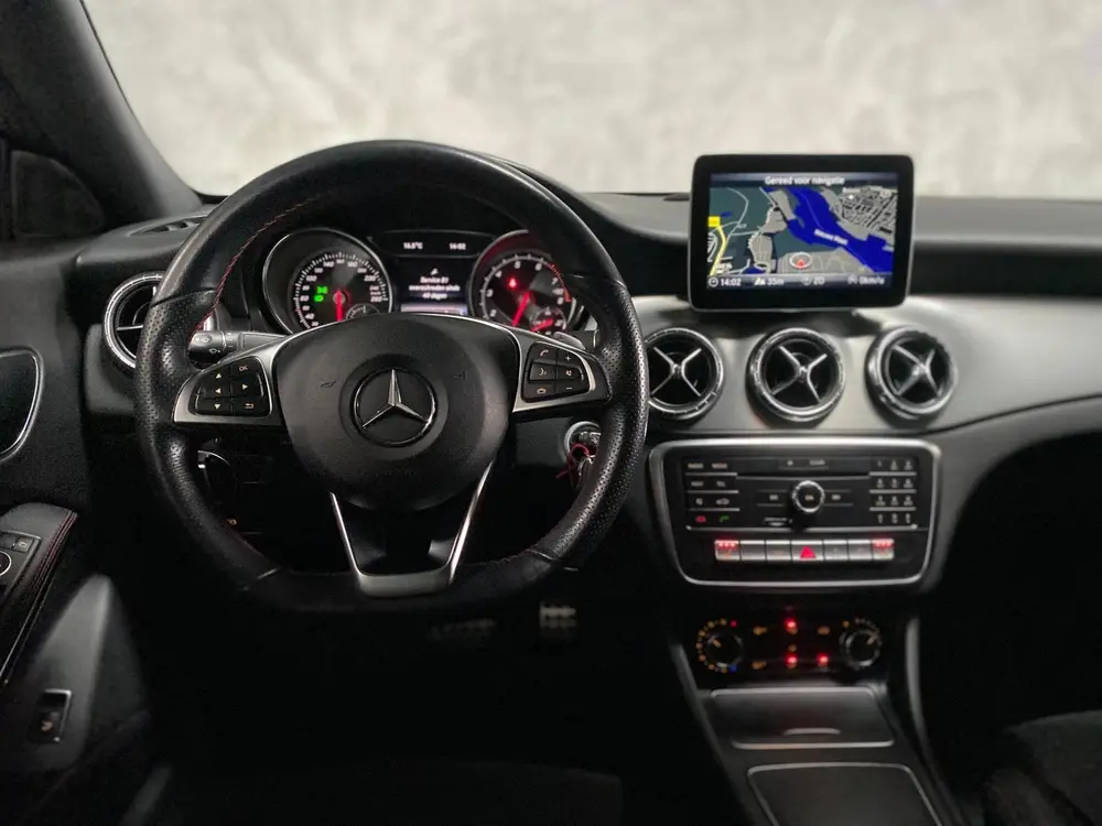 Mercedes-Benz CLA CLA180 Business Solution AMG uit 2019, foto 16