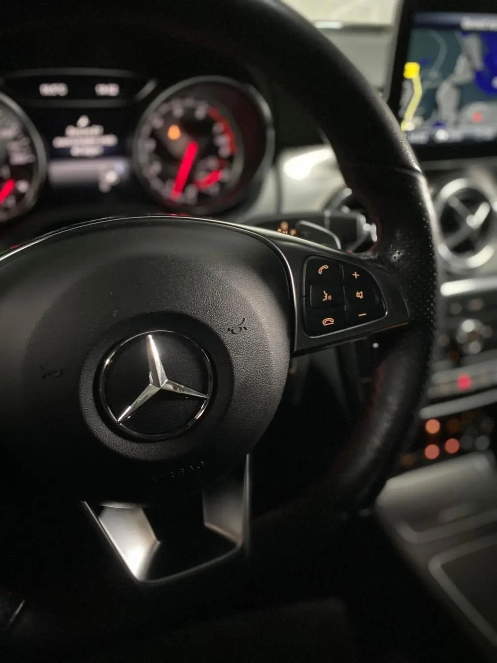 Mercedes-Benz CLA CLA180 Business Solution AMG uit 2019, foto 19