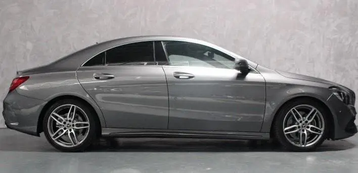 Mercedes-Benz CLA CLA180 Business Solution AMG uit 2019, foto 5