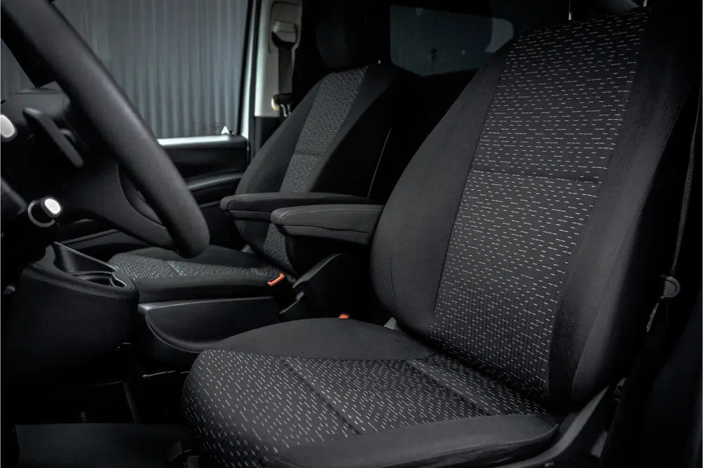 Mercedes-Benz Vito 119 CDI uit 2023, foto 14