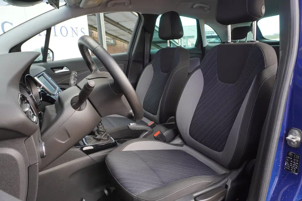 Opel Crossland 1.2 Turbo 120 Jaar Edition + Nieuwe Distri uit 2019, foto 18