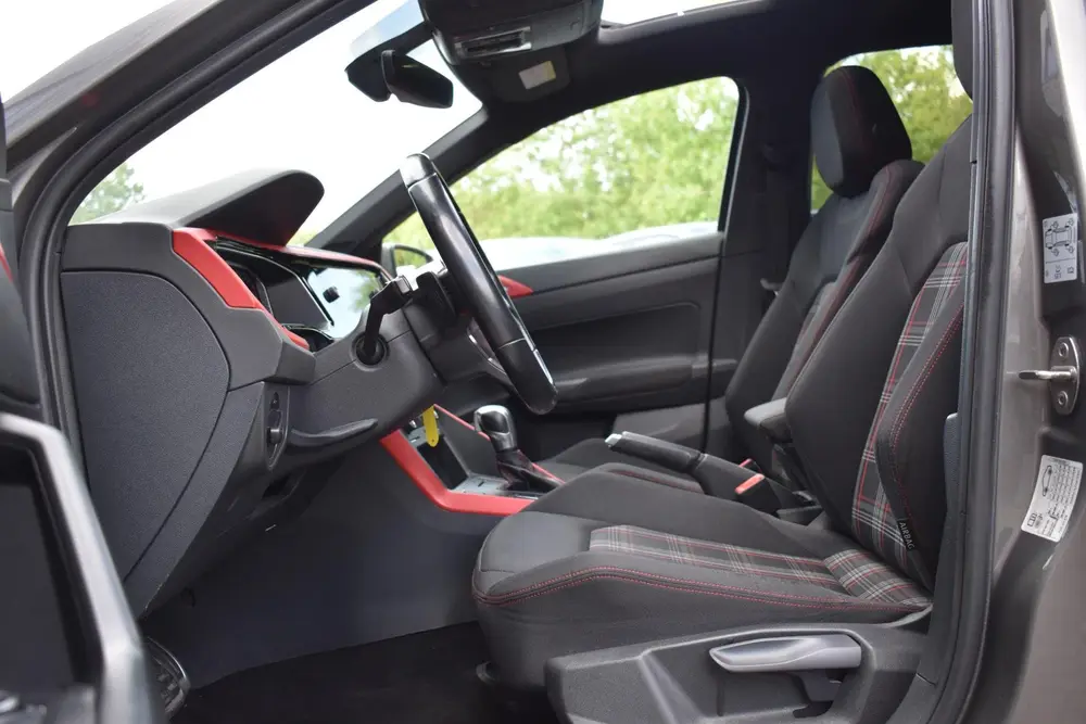 Volkswagen Polo 2.0 TSI GTI Pano Virtual DCC Stage 2 Downpip uit 2020, foto 11